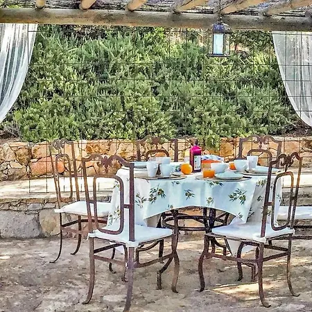 Nice In With Wifi, 4 Bedrooms And Outdoor Swimming Pool Candeleda