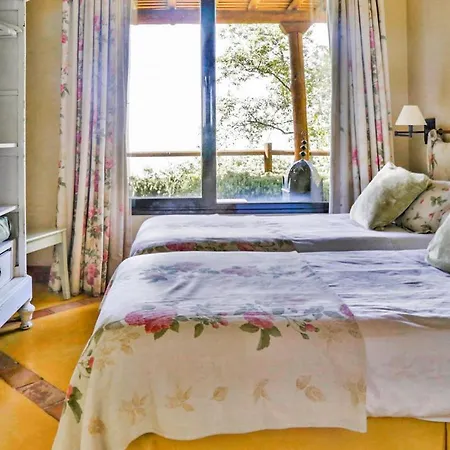 Nice In With Wifi, 4 Bedrooms And Outdoor Swimming Pool Dom wakacyjny Candeleda